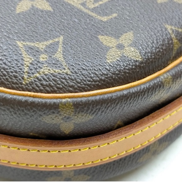 Louis Vuitton LV Crossbody bag - Picture 6 of 10
